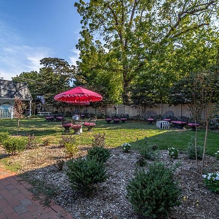The Chesapeake Inn Urbanna Esterno foto