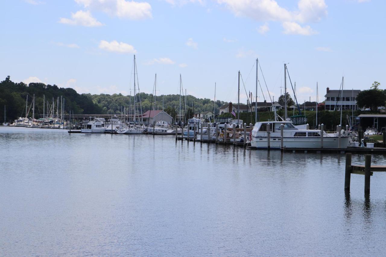The Chesapeake Inn Urbanna Esterno foto